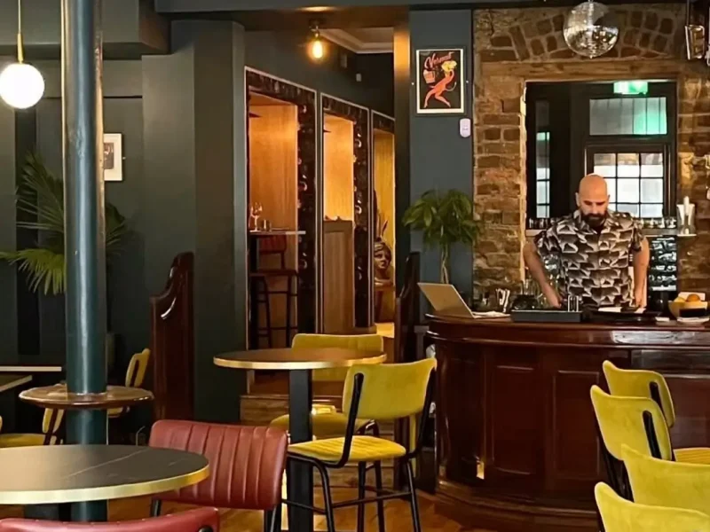Chic-Restaurant-Interior-Dublin-Bar.jpg